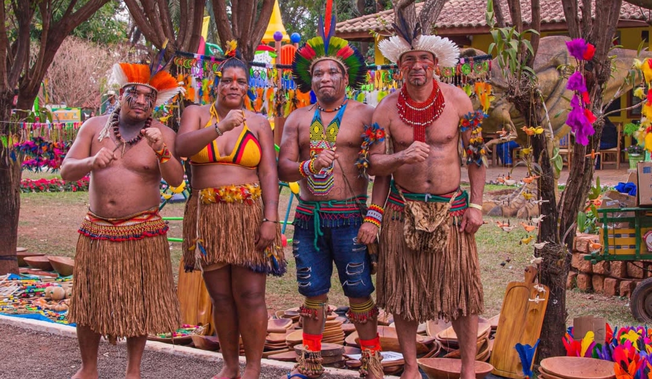 Feira Pataxó recebe crianças em Barretos