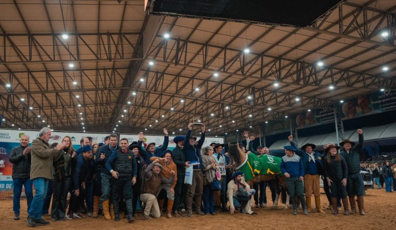 Brasil e Uruguai dividiram conquistas na final do Freio de Ouro 2025