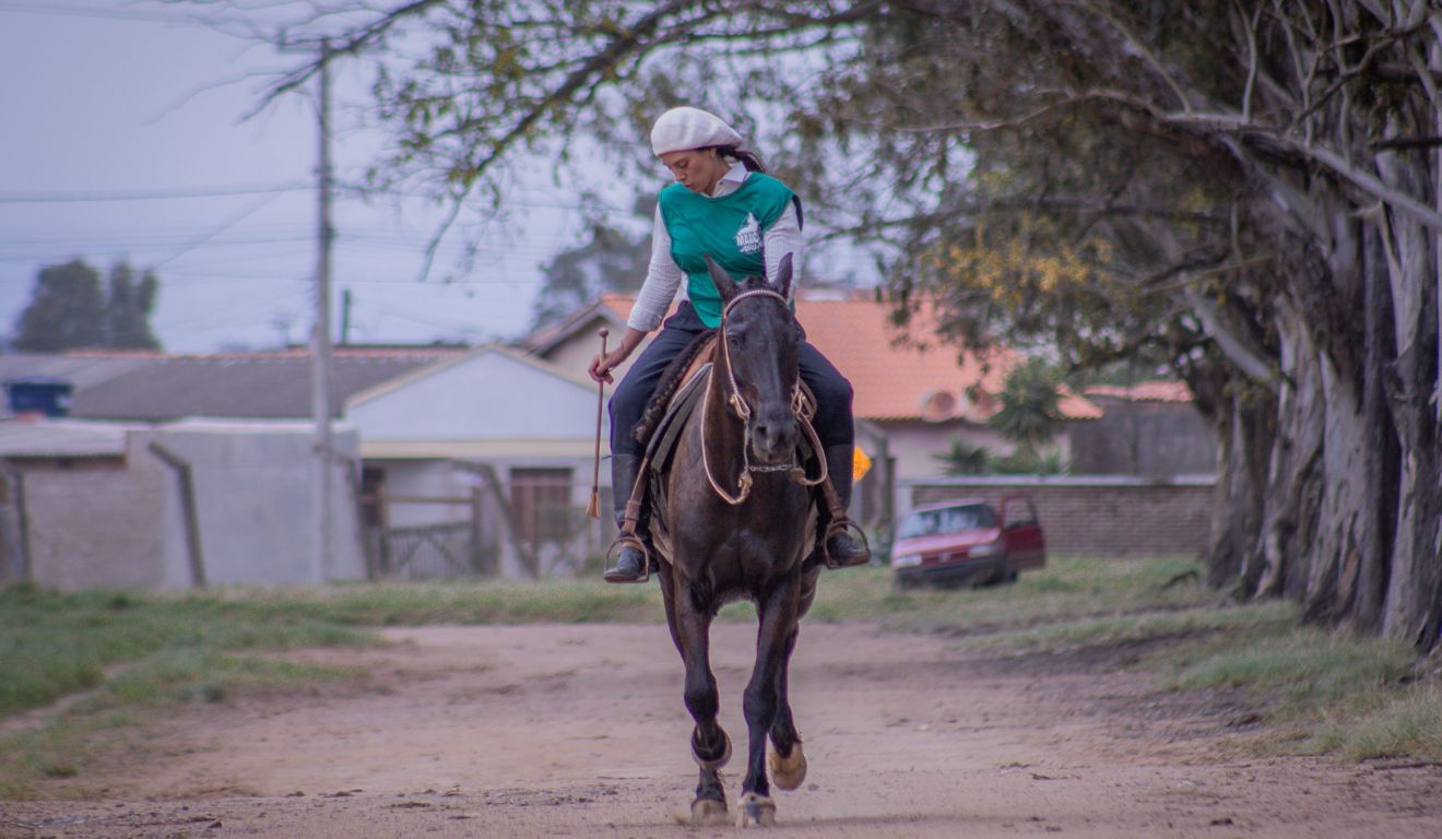 Dia Internacional da Mulher Cavalo Crioulo atrai cada vez mais competidoras nas provas da raça