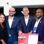 Genética zebuína brasileira avança na África com acordo entre ABCZ e Nigéria na ExpoZebu