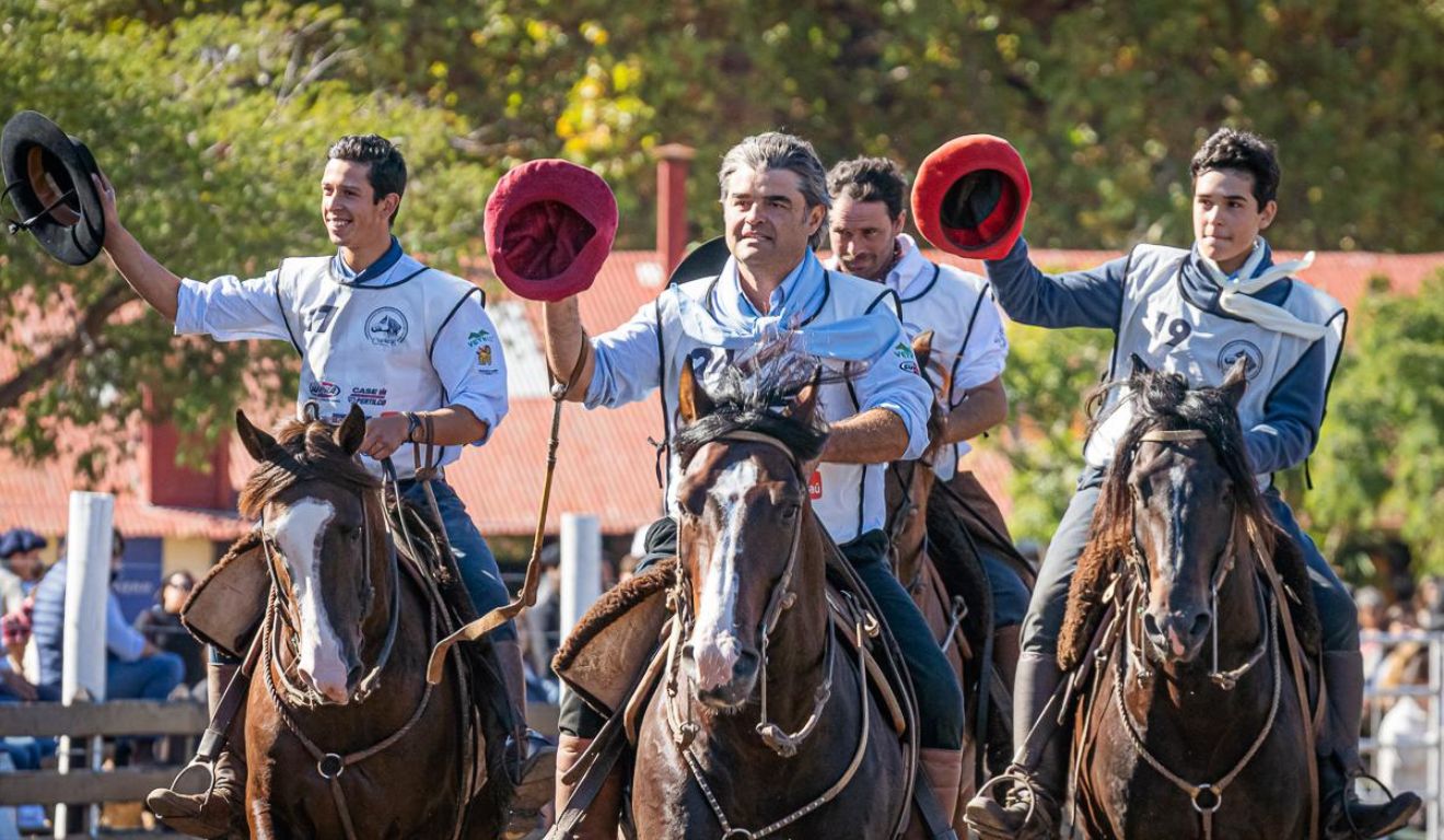Final do Freio de Ouro do Uruguai define últimos classificados internacionais para a Expointer 2026